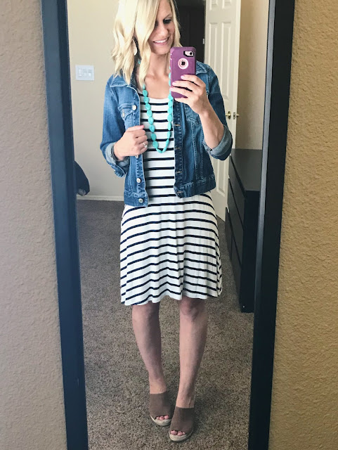 Teacher outfit 