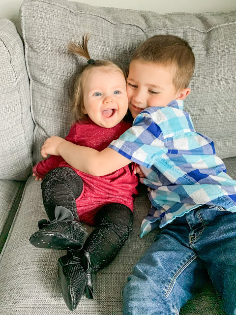 Sibling picture