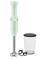 Hand-held blender for baby food