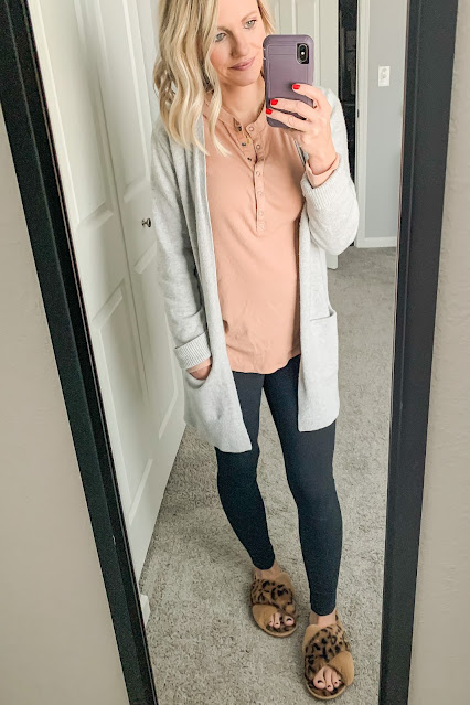 Stay-at-home-mom outfit || Thrifty Wife Happy Life