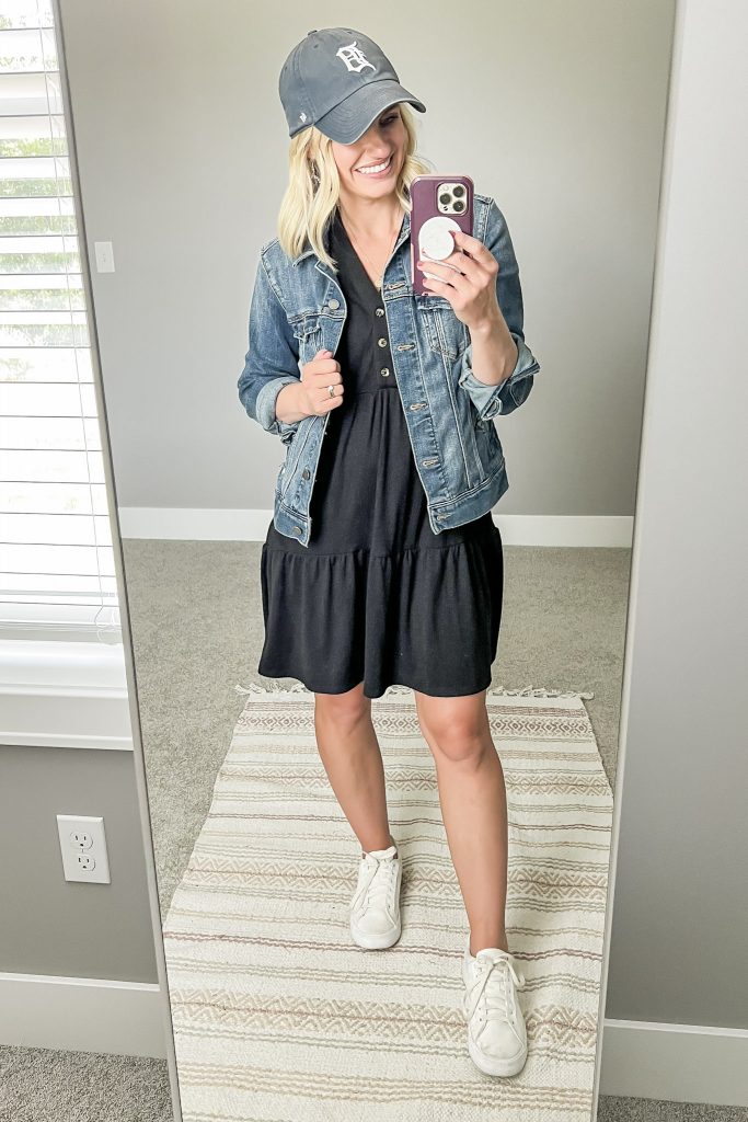 mom wardrobe capsule