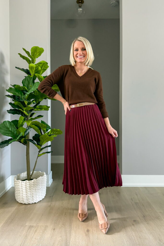 how to wear a chocolate brown sweater