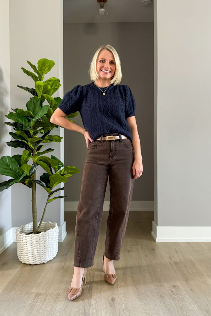 how to wear chocolate brown pants with navy