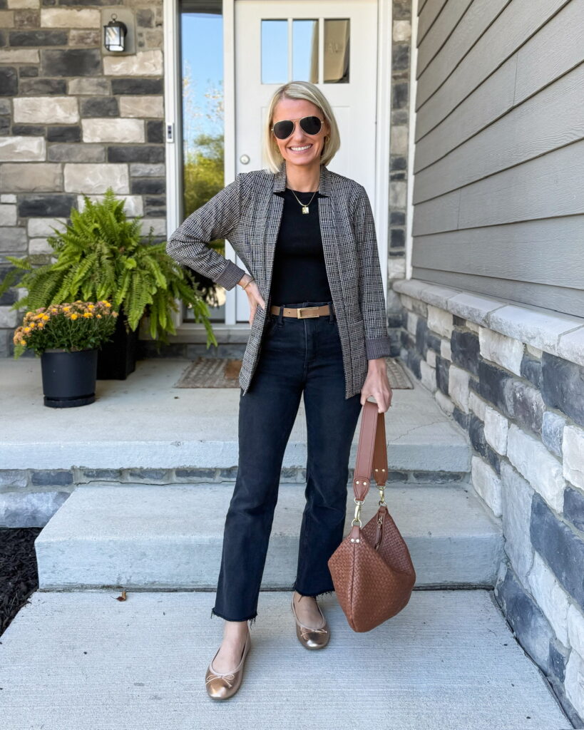 jeans and blazer outfit